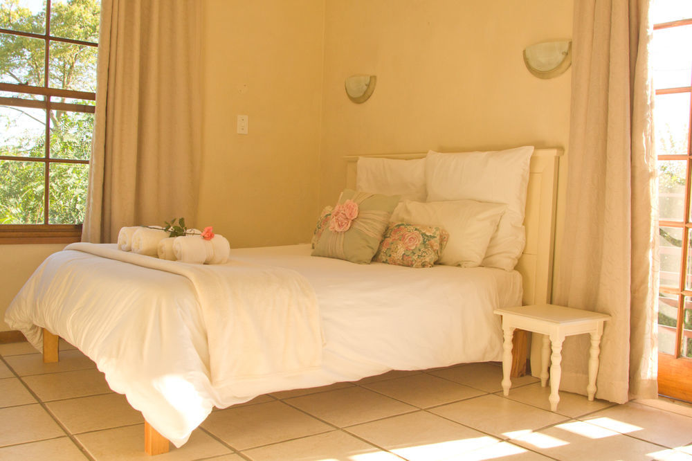Aan-Den-Weg Villa สเตลเลนบอช ภายนอก รูปภาพ