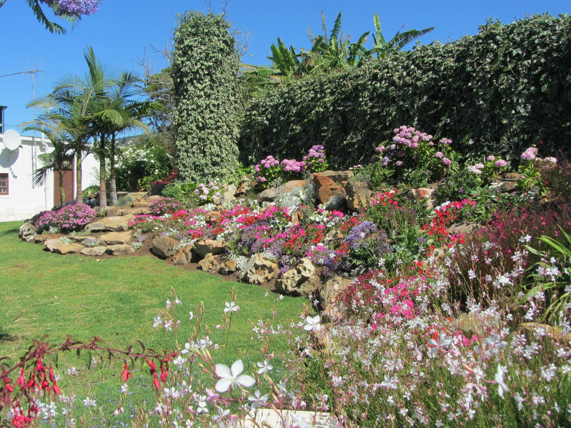 Aan-Den-Weg Villa สเตลเลนบอช ภายนอก รูปภาพ